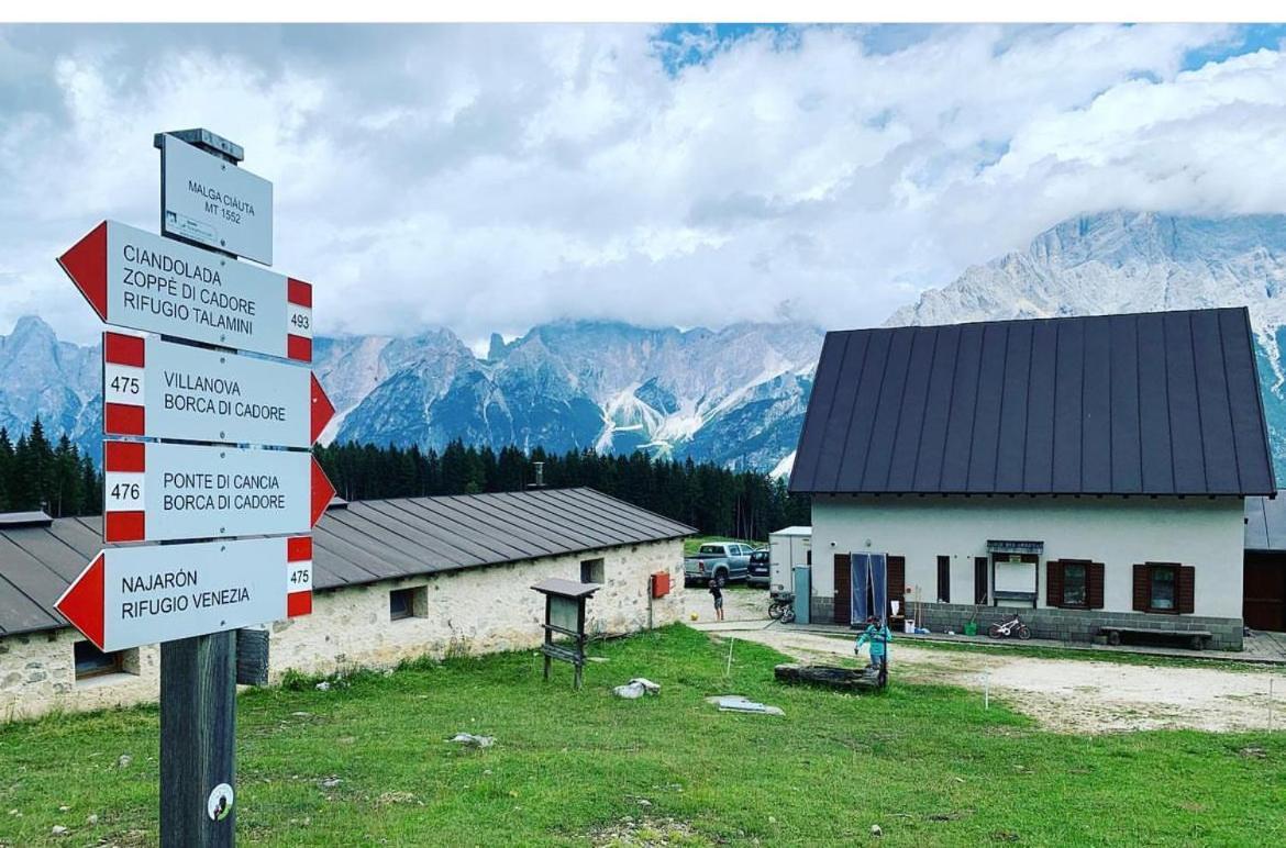 Malga Ciauta Villa Villanova  Buitenkant foto